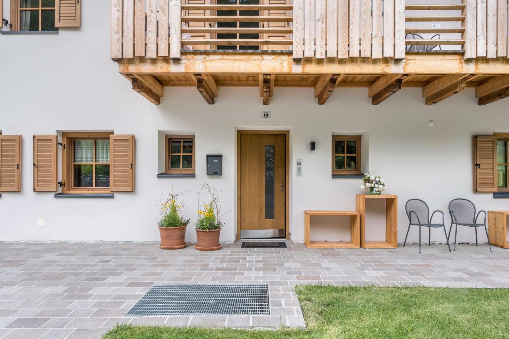 Haensel Und Gretel Schlosshof Umes Zewnętrze zdjęcie